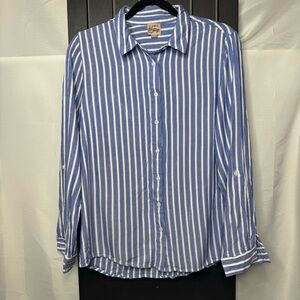 Como Vintage Blue and White Striped Casual Shirt